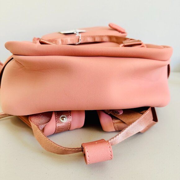 SOL AND SELENE LCONIC PASTEL PINK NEOPRENE BACKPACK SOL AND SELENE LCONIC PASTEL PINK NEOPRENE BACKPACK main image 3